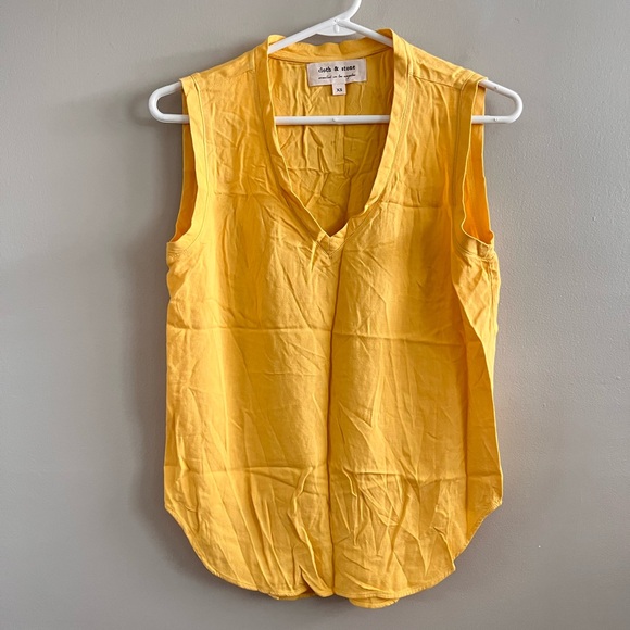 Cloth & Stone Sleeveless Blouse Lightweight Yellow XS NWOT - Picture 4 of 4